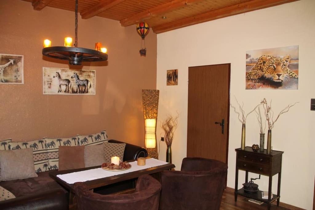 Ferienhaus Am Waldesrand Hatten Exteriör bild