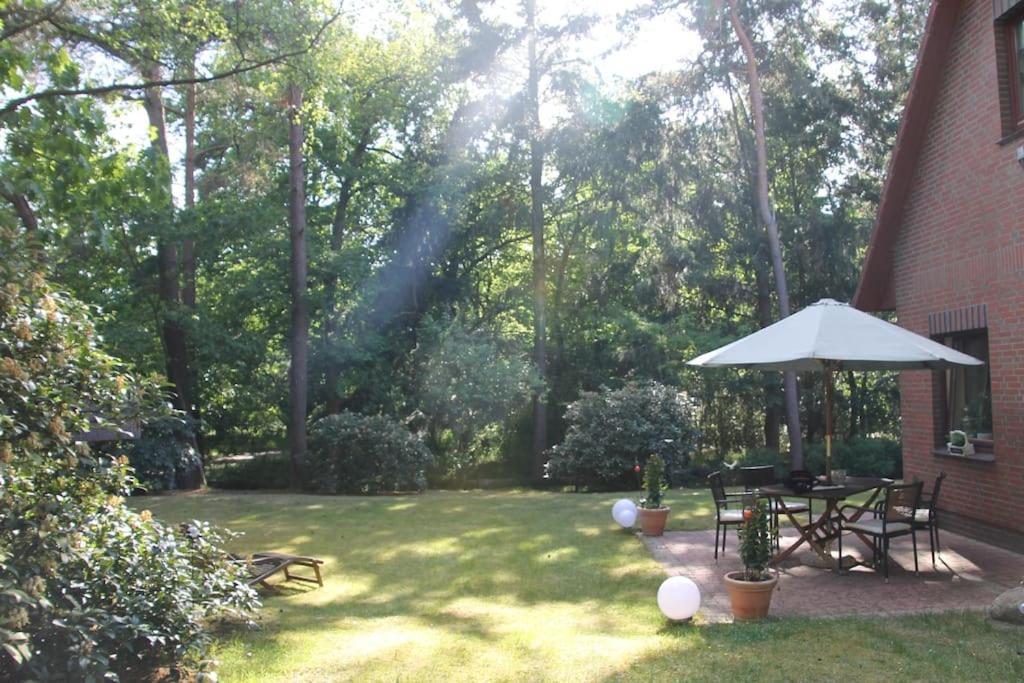 Ferienhaus Am Waldesrand Hatten Exteriör bild