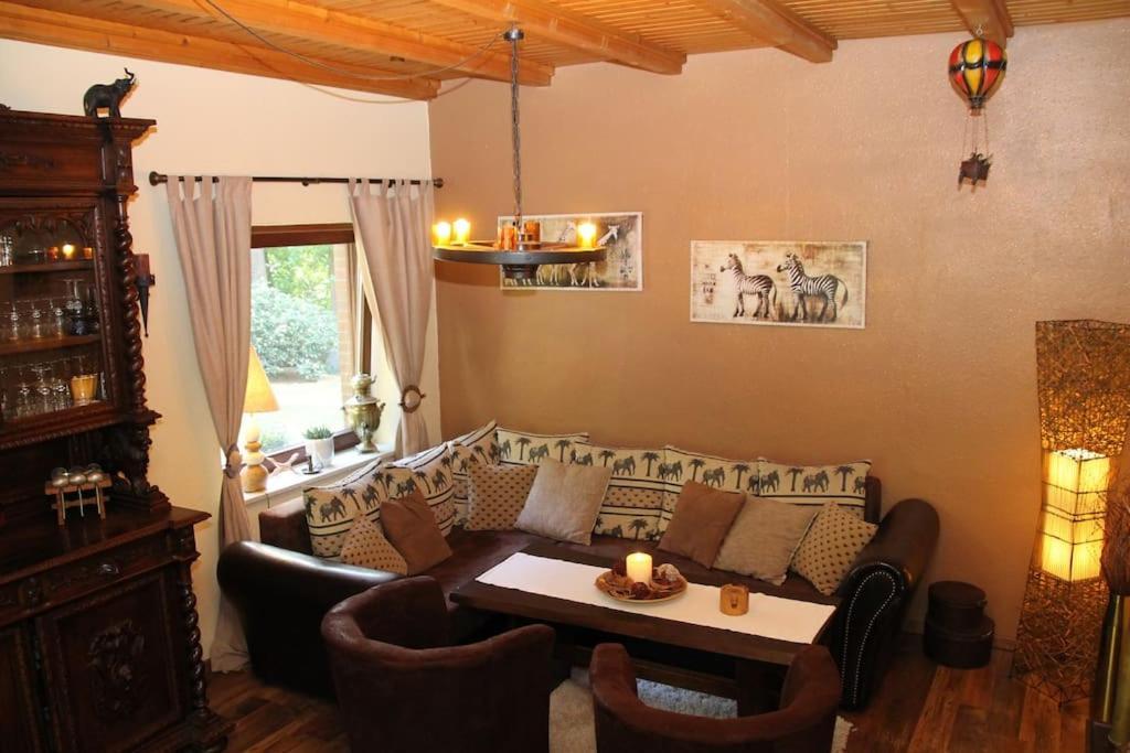 Ferienhaus Am Waldesrand Hatten Exteriör bild